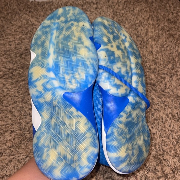 adidas shoes - Picture 4 of 5